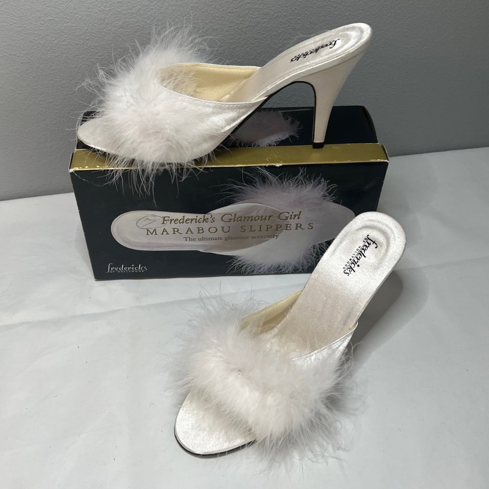 NWT White Satin Peep-toe heels w/Marabou Feathers Fredrick's of Hollywood Size 9